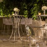 Bistrô Alto Base Bambu Branca com Tampo Espelho Friso Dourado