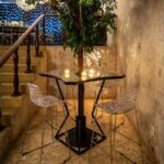 Bistrô Decô Alto com Tampo Espelho com Furo