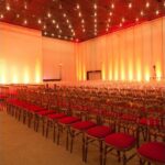 Cadeira Dior Ouro Velho com Assento Veludo Bordô