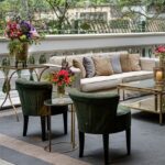 Mesa Ana Eliza Dourada com Tampo Vidro