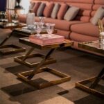 Mesa Chapelle Dourada Lateral com Vidro Fumê