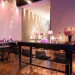 Mesa Balcão Alta em Laca com Tampo Espelho