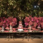 Mesa Grand Palais Oval Espelho Bisotê com Base Bambu Dourada