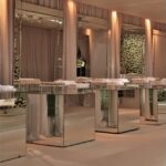 Aparador Cubo em Espelho Bronze