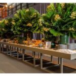 Tampo Mesa em Laca e Mármore Travertino Bege