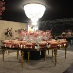 Mesa Dubai 1/4 Dourada com Vidro Preto