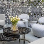 Mesa Dubai Centro Prata com Tampo Mármore Preto - Grande