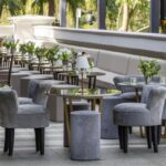 Poltrona Mignon Veludo Andorra Cinza