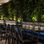 Cadeira Dubai Preta com Assento Veludo Preto