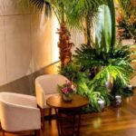 Base Trapézio Ferro Envelhecido com Tampo Madeira Natural