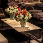 Mesa Minotti Centro com Tampo Mármore Travertino Bege