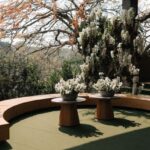 Mesa Cone Madeira com Tampo Fórmica Cinza