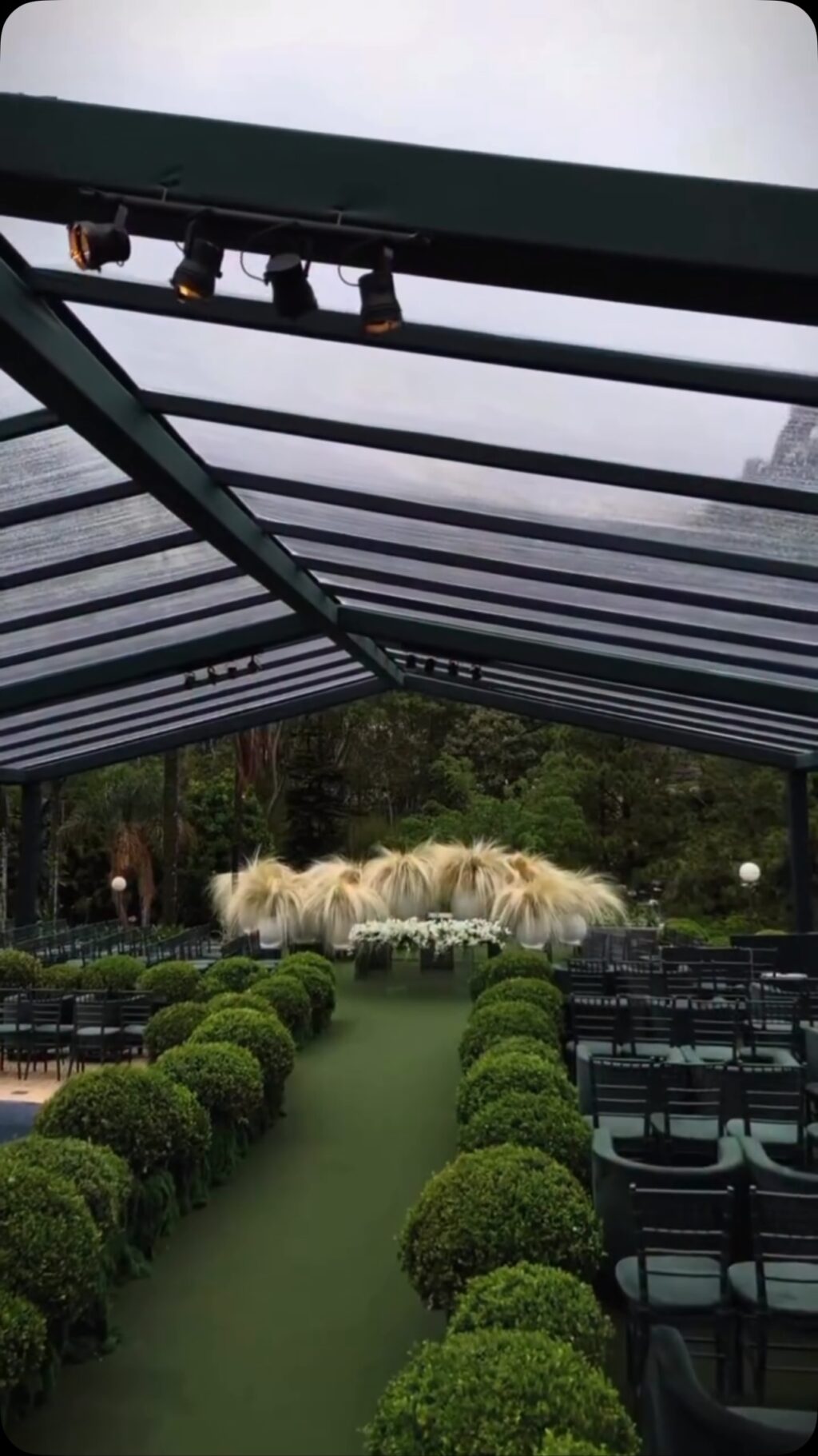 Instagram post from cemporcentoeventos. This post is in position 1.